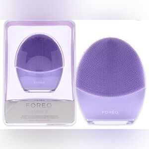 FOREO Luna 3 Facial Cleansing Device Sensitive Skin